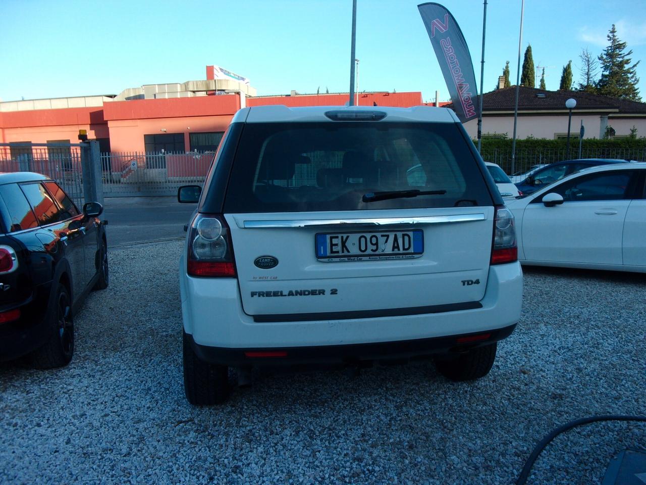 Land Rover Freelander 2.2 TD4 S.W. SE
