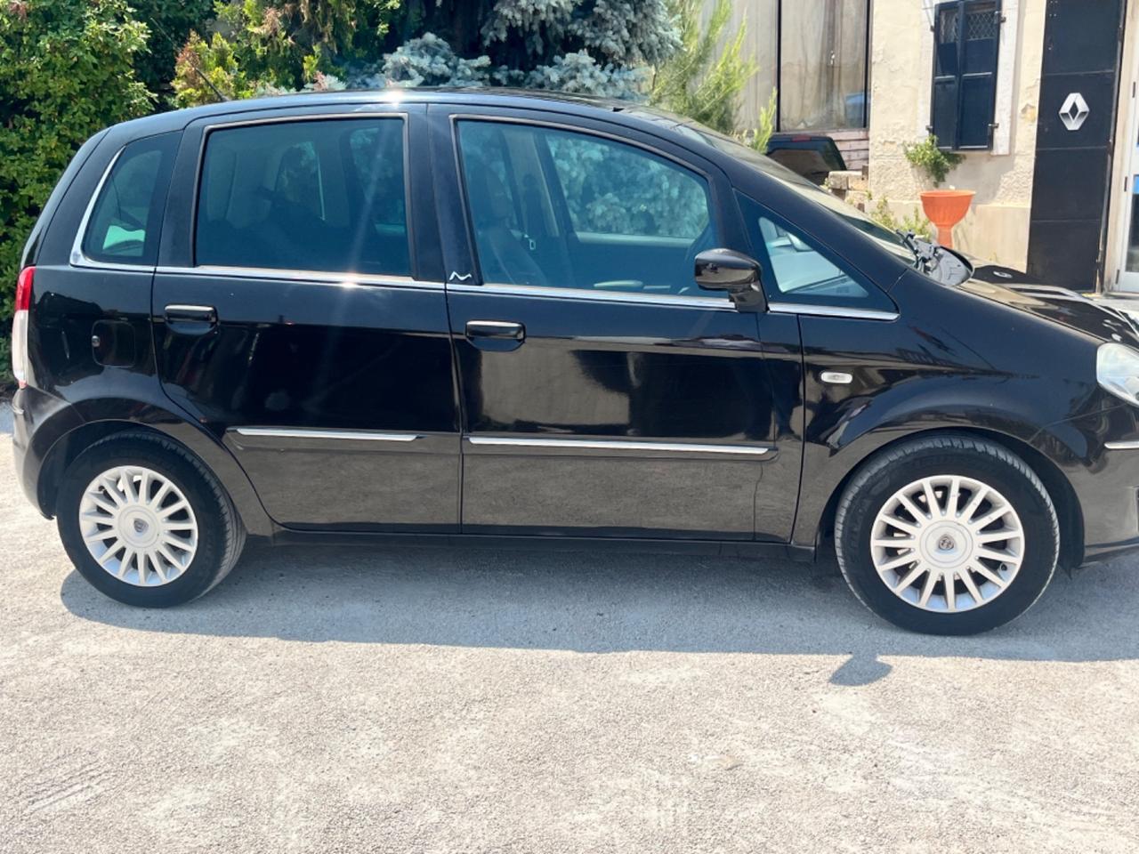 Lancia MUSA 1.3 Multijet 16V 90 CV Platino Plus