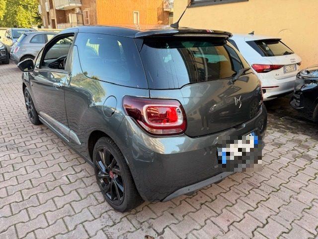 DS AUTOMOBILES DS 3 BlueHDi 100 Performance Line