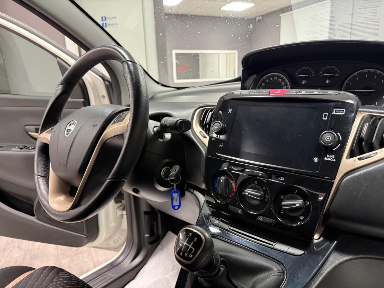 Lancia Ypsilon 1.0 FireFly 5 porte S&S Hybrid Alberta Ferretti SUPER PREZZO!