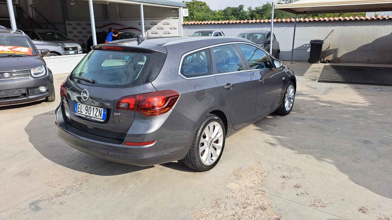 Opel Astra 1.7 CDTI 110CV Sports Tourer Cosmo
