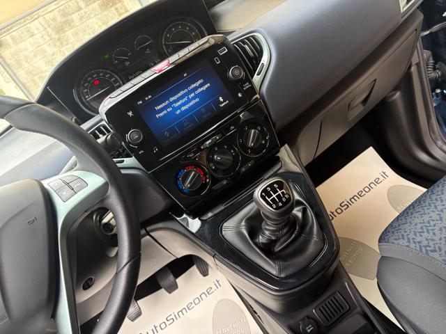 LANCIA Ypsilon 1.0 FireFly 5 porte S&S Hybrid Gold 5 posti.