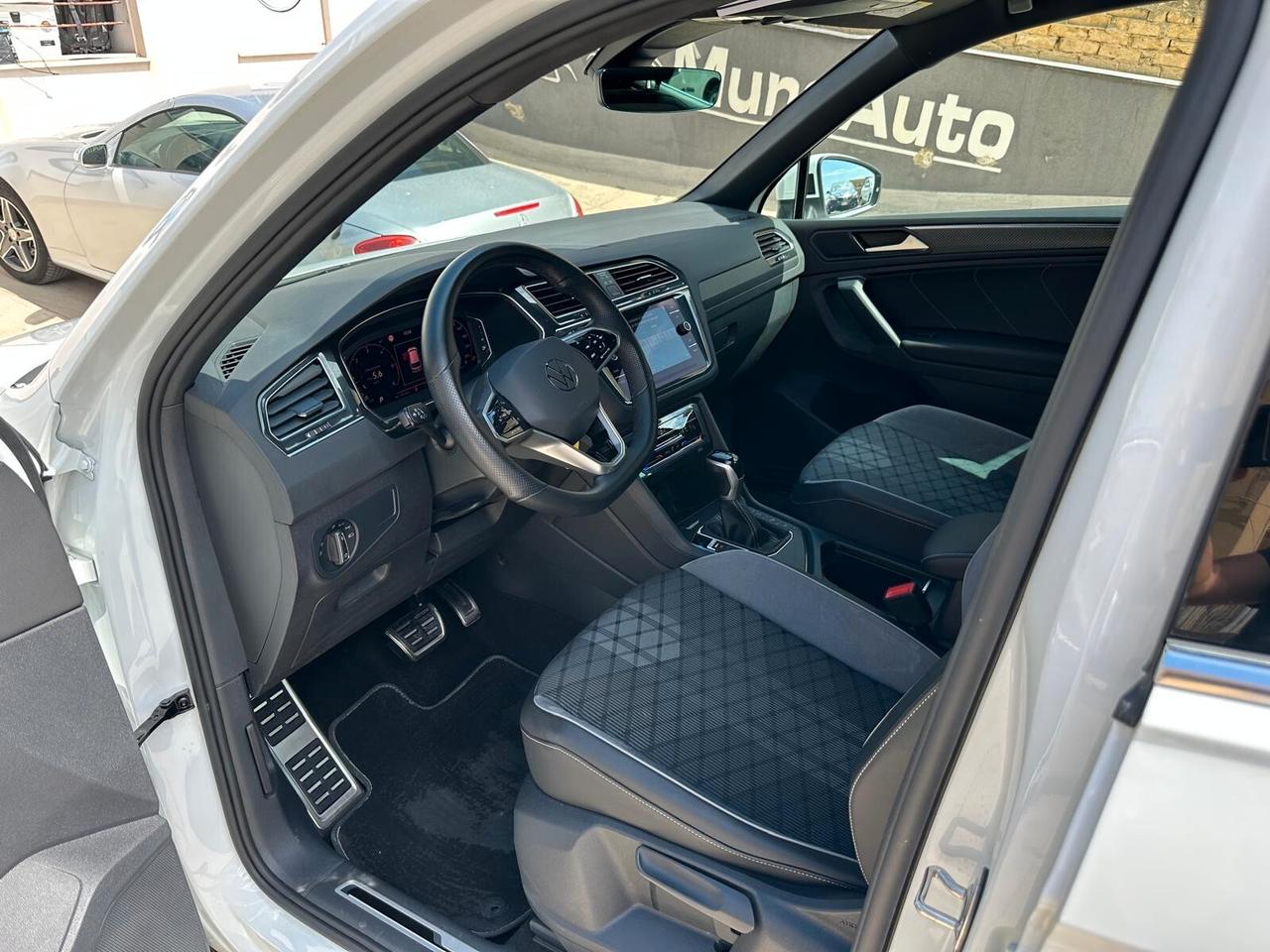 Volkswagen Tiguan 2.0 TDI 150 CV SCR DSG 4MOTION R-Line
