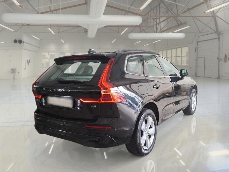 VOLVO XC60 B4 D AUTOMATICO MOMENTUM PRO SUV