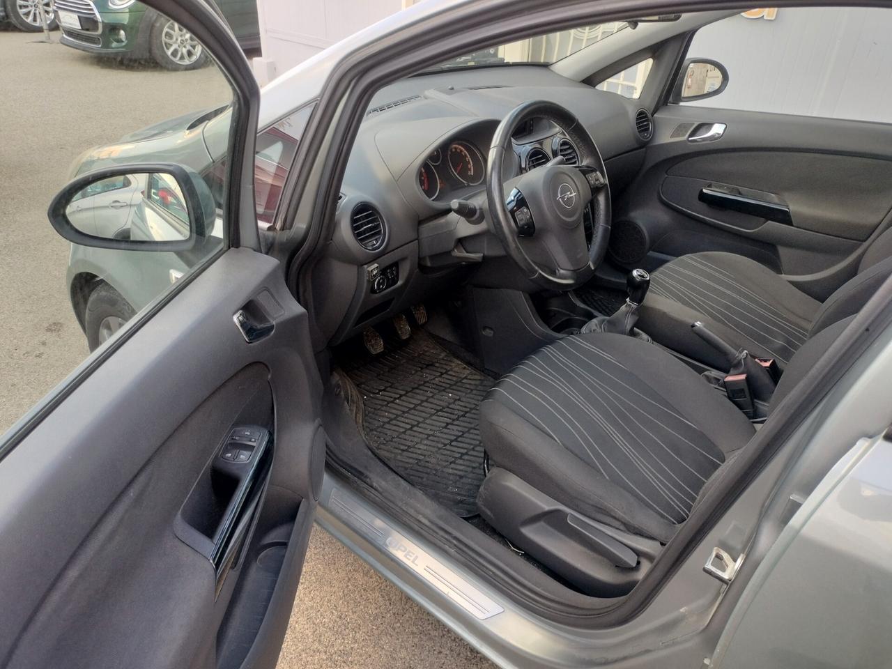 Opel Corsa 1.2 85CV 5 porte GPL-TECH Club