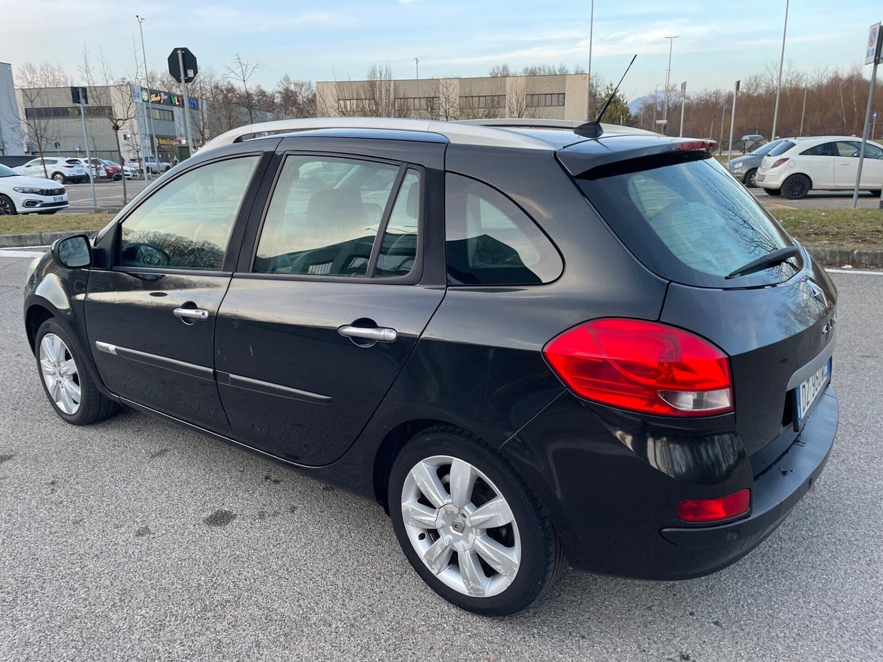 Renault Clio 1.2 16V TCE 100CV SporTour*Neopatentati*Navi*