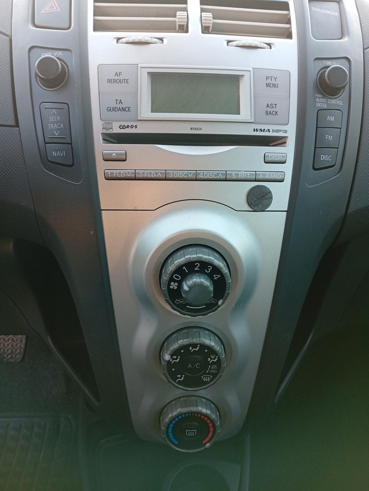 Toyota Yaris 1.4 D-4D 3 porte Sol NEOPATENTATI OK