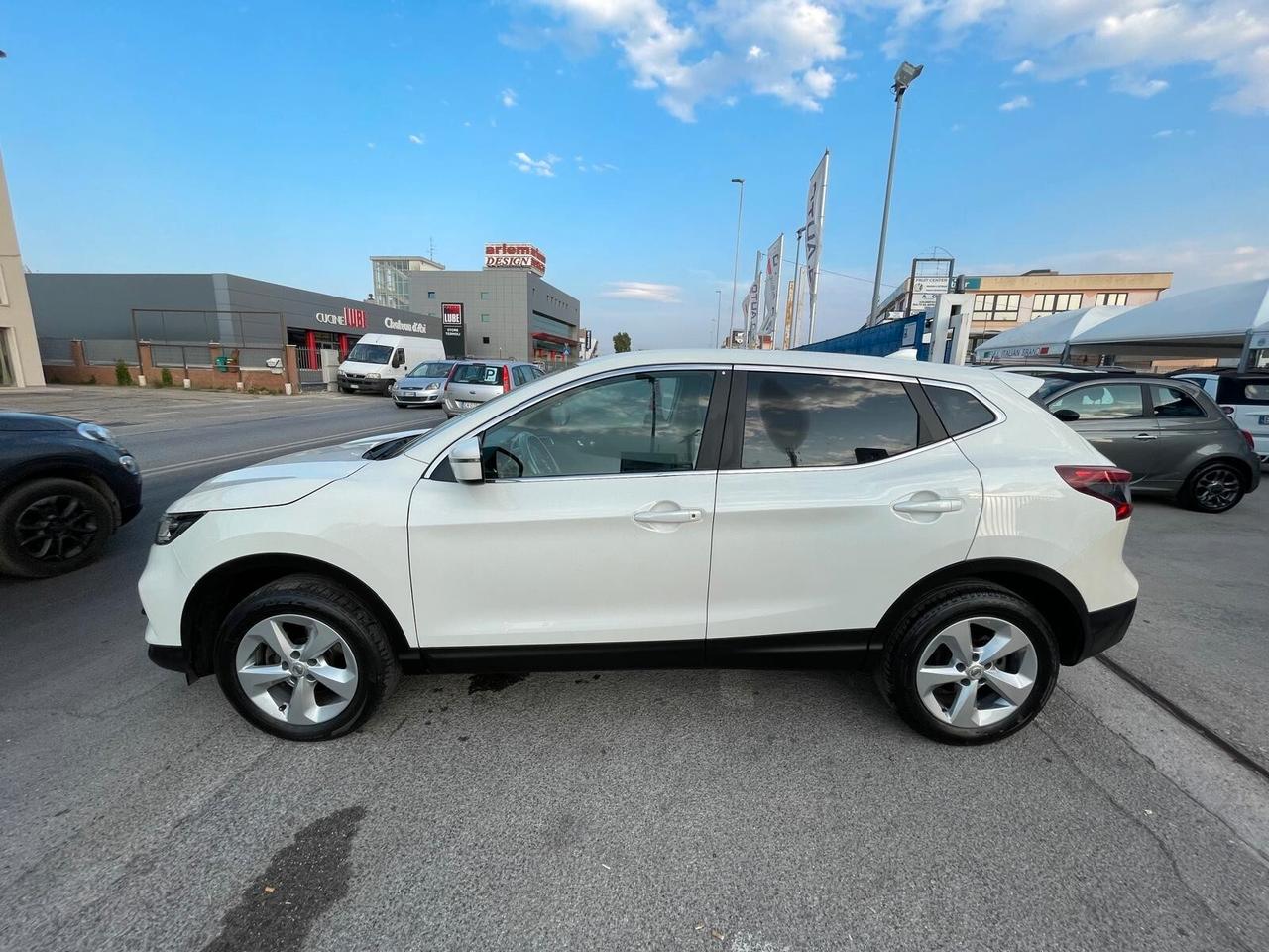 Nissan Qashqai 1.5 dCi Tekna