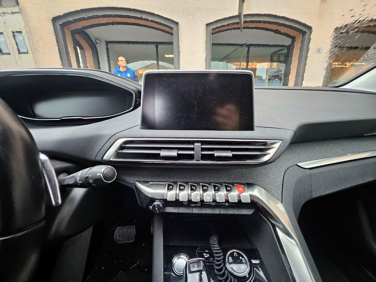 Peugeot 5008 1.2 pt t Allure s&s 130cv 7p.ti eat8