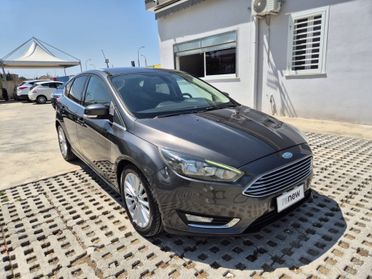 Ford Focus 1.6 120 CV GPL Titanium