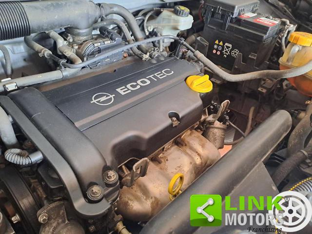 OPEL Corsa 1.2 3 porte Easytronic Sport
