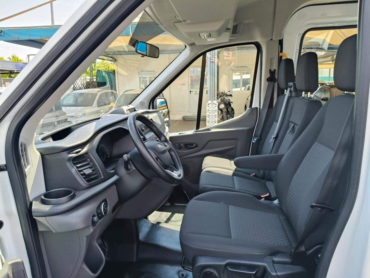 Ford Transit 350 2.0TDCi EcoBlue 130CV aut. PM-TM Combi Trend