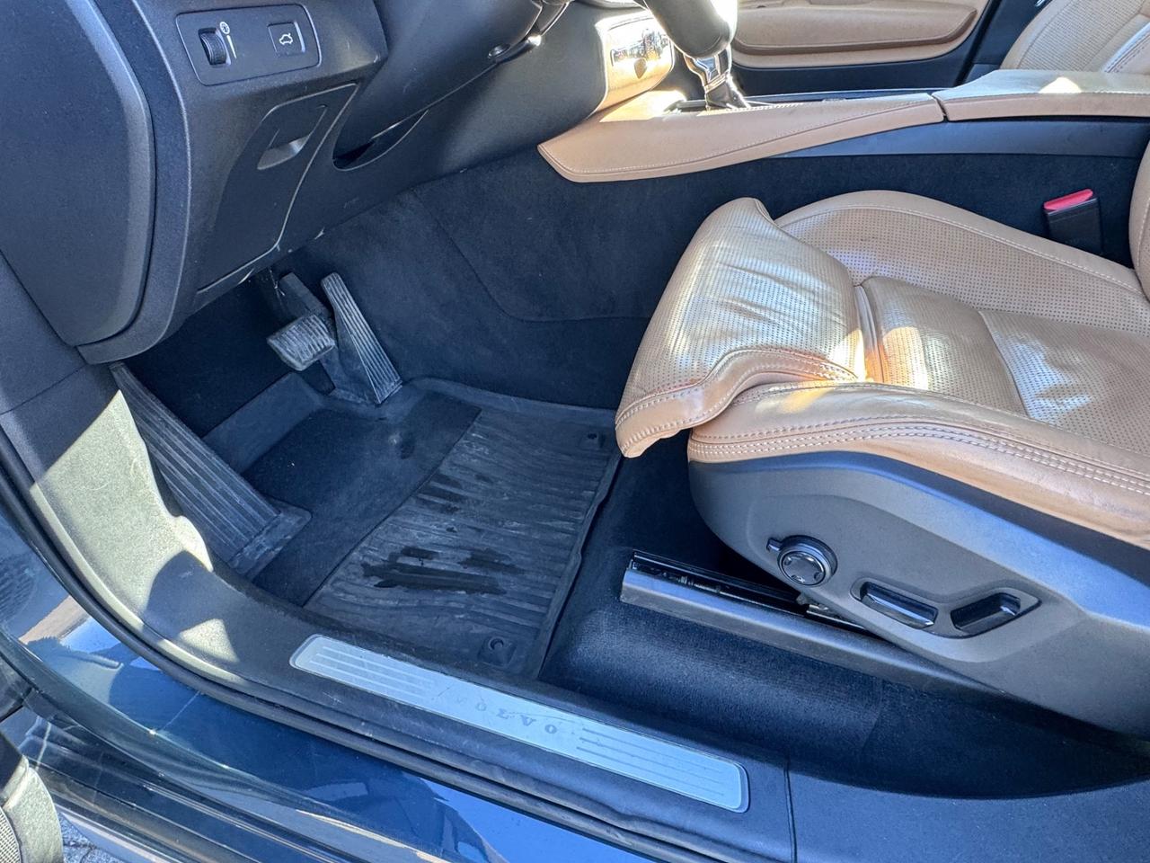 Volvo XC 90 XC90 D5 AWD Geartronic Inscription