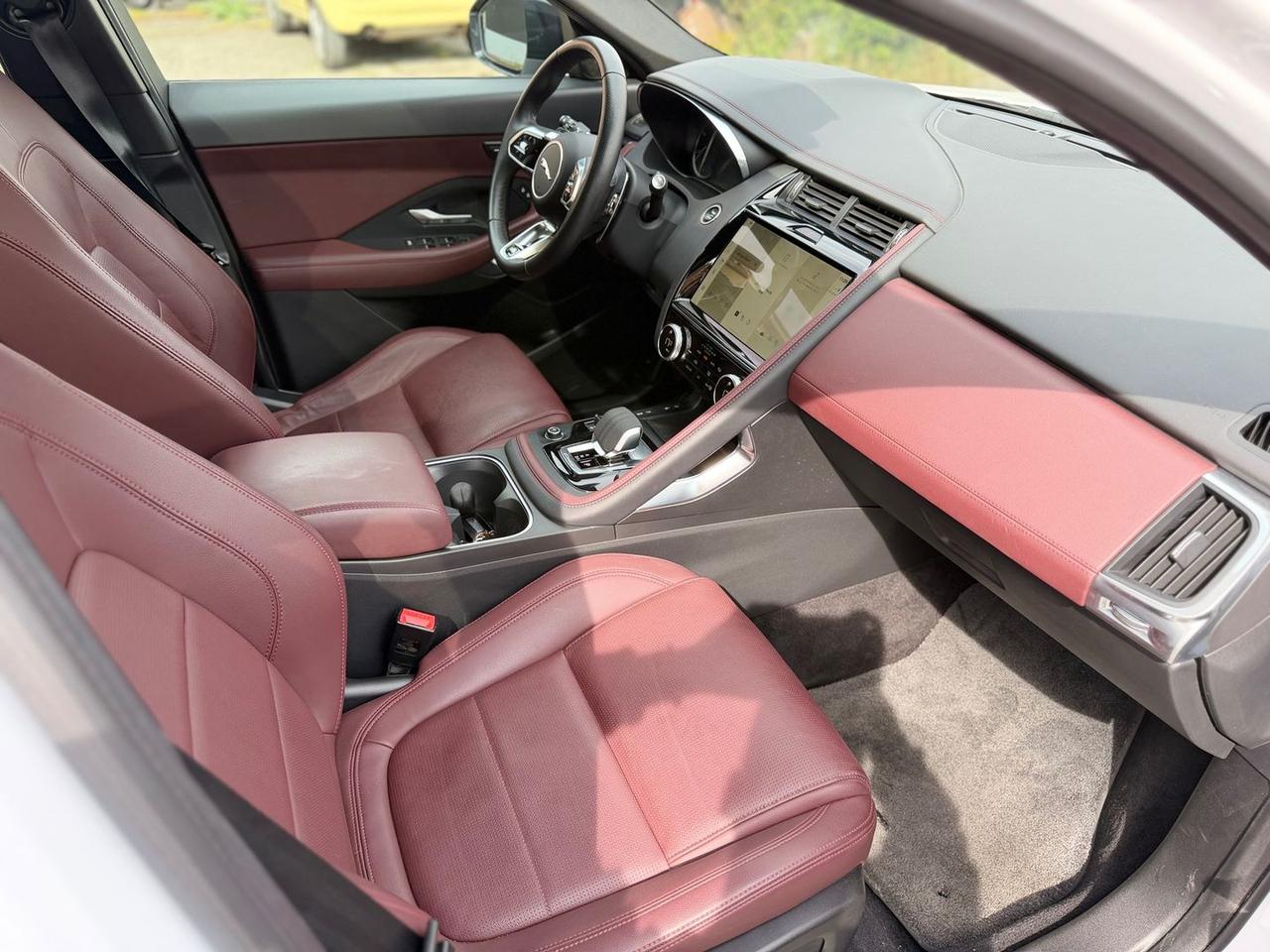 Jaguar E-Pace R-Dynamic P 300e PHEV #10346