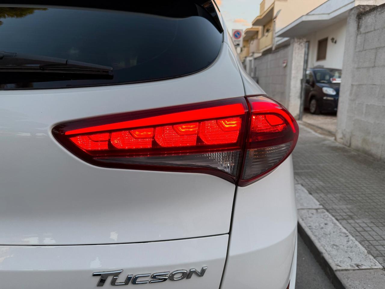 Hyundai Tucson 1.7 CRDi NAVI CAMERA *KM 86.000