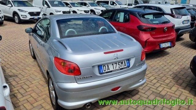 PEUGEOT 206 1.6 16V CC Quiksilver