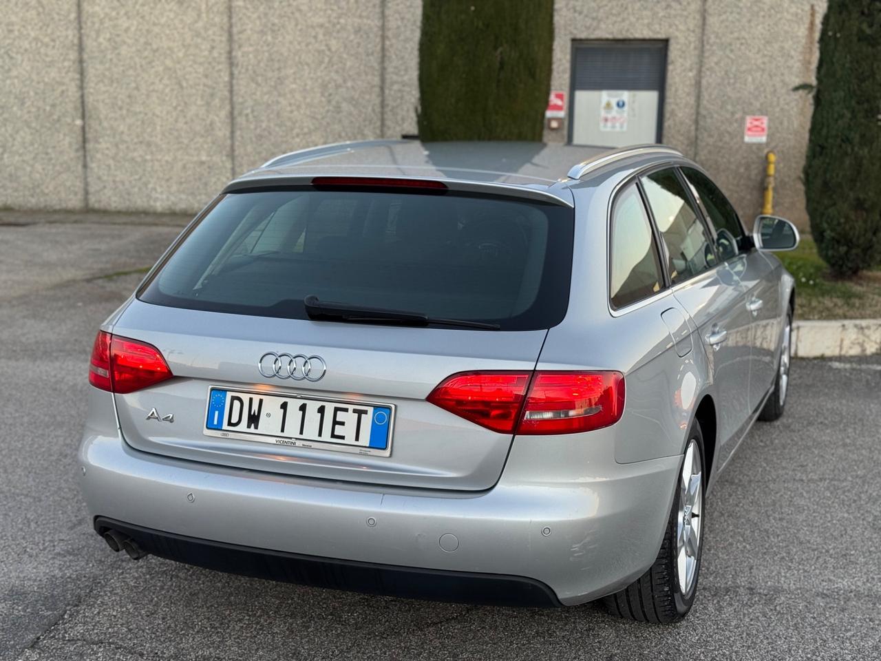 Audi A4 Avant 2.0 TDI 143CV Automatico