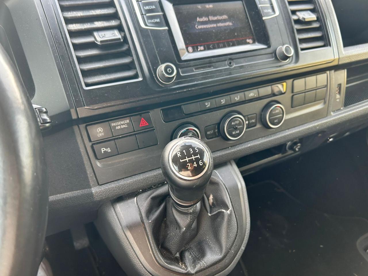 Volkswagen Caravelle 2.0 TDI 150CV Comfortline