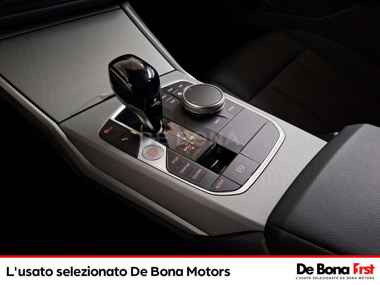 BMW Serie 3 320d touring mhev 48v xdrive business advantage auto