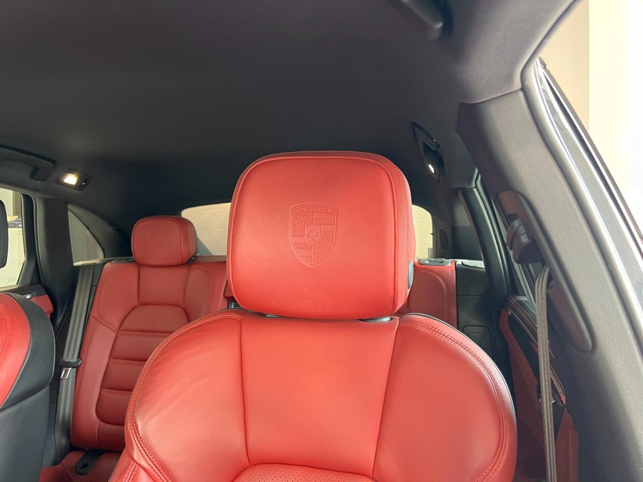 Porsche Macan 2.0 245cv FULL ROSSO CARTIER + BOSE