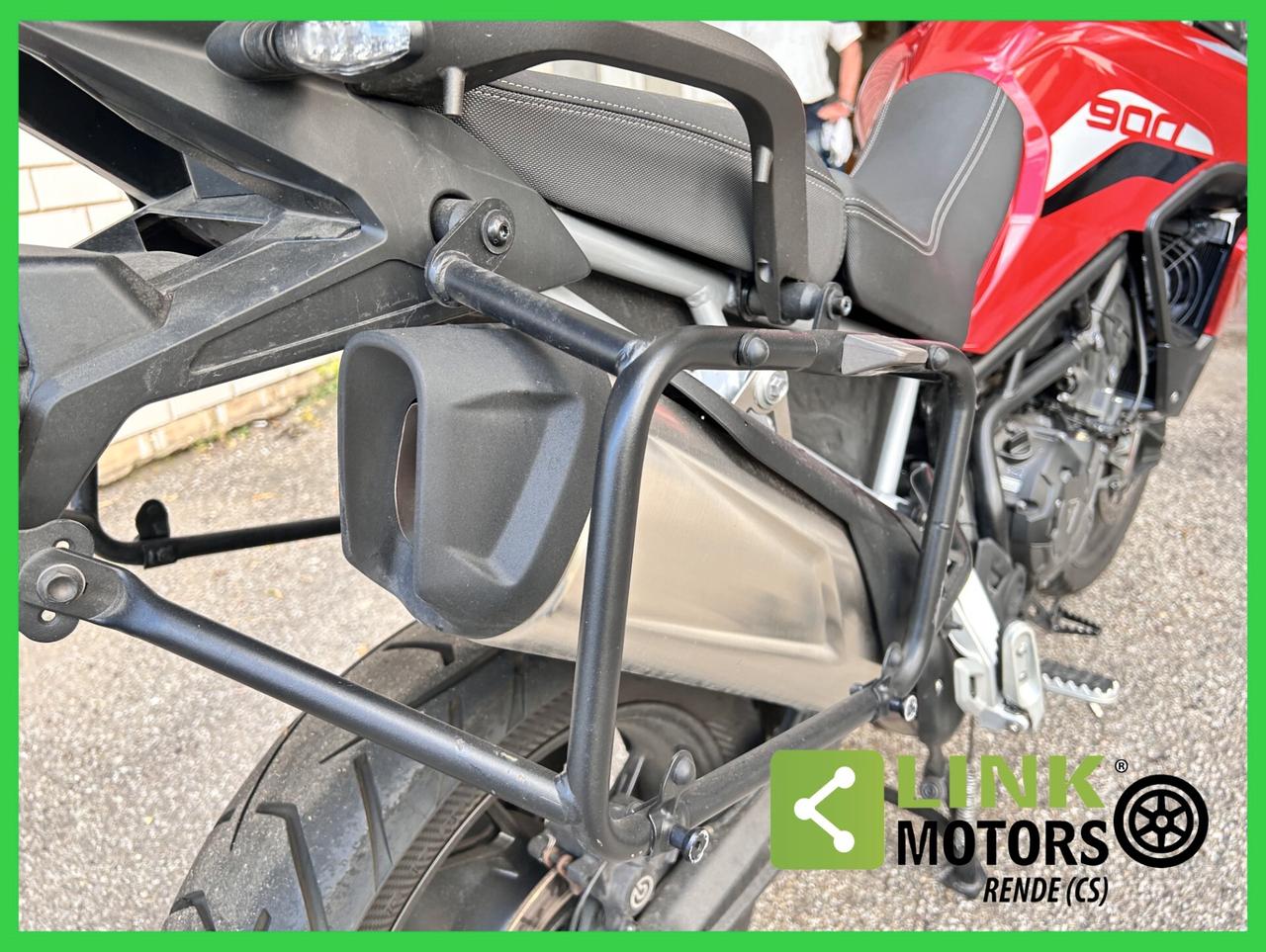 Triumph Tiger 900 GT