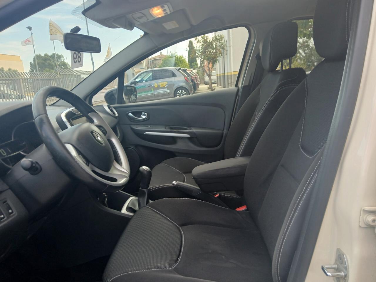 RENAULT Clio Sporter Duel 1.500 dCi 75cv