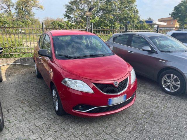 LANCIA Ypsilon 1.2 69 CV 5 porte Silver
