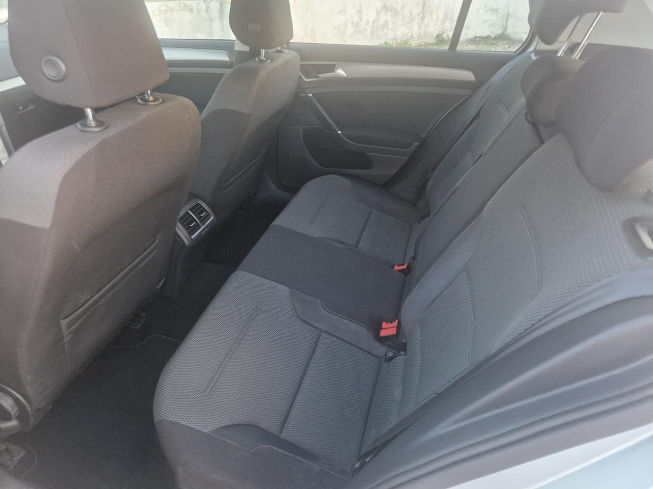 Volkswagen Golf 1.6 TDI Automatica - 2014