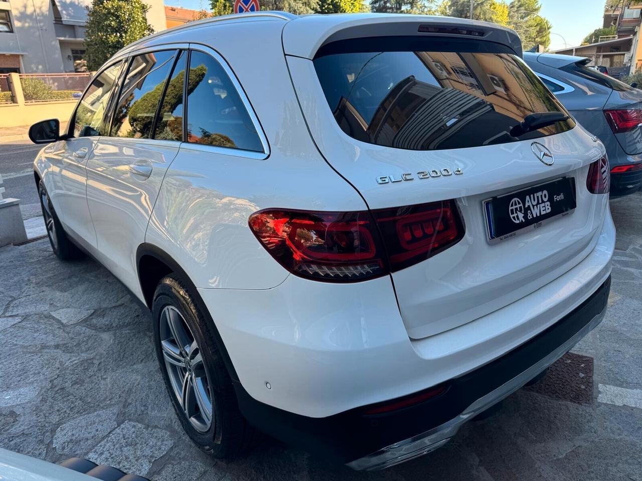 MERCEDES GLC 200 d 4MATIC SPORT