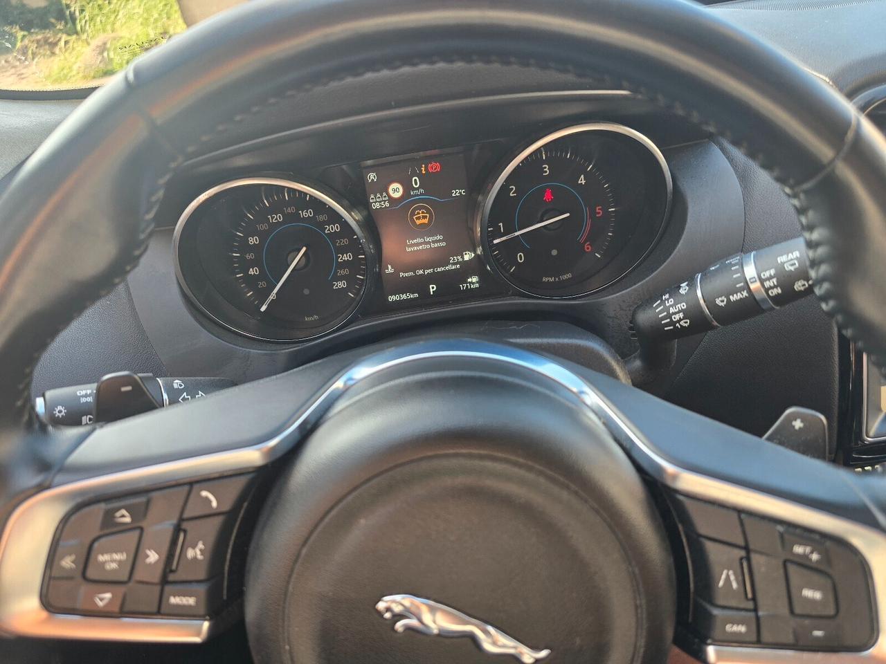 Jaguar F-Pace 2.0 D 180 CV AWD aut. Prestige