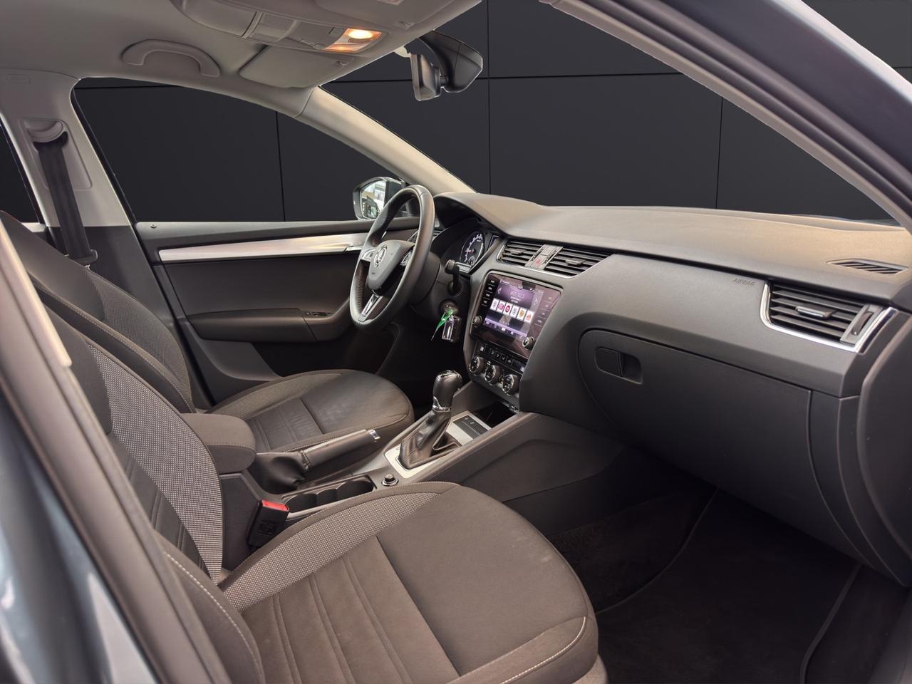 Skoda Octavia 2.0 TDI SCR 150 CV DSG Wagon Executive