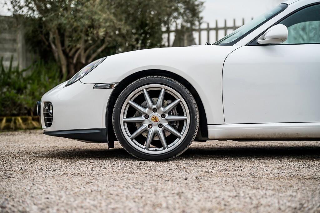 Porsche Cayman 2.9