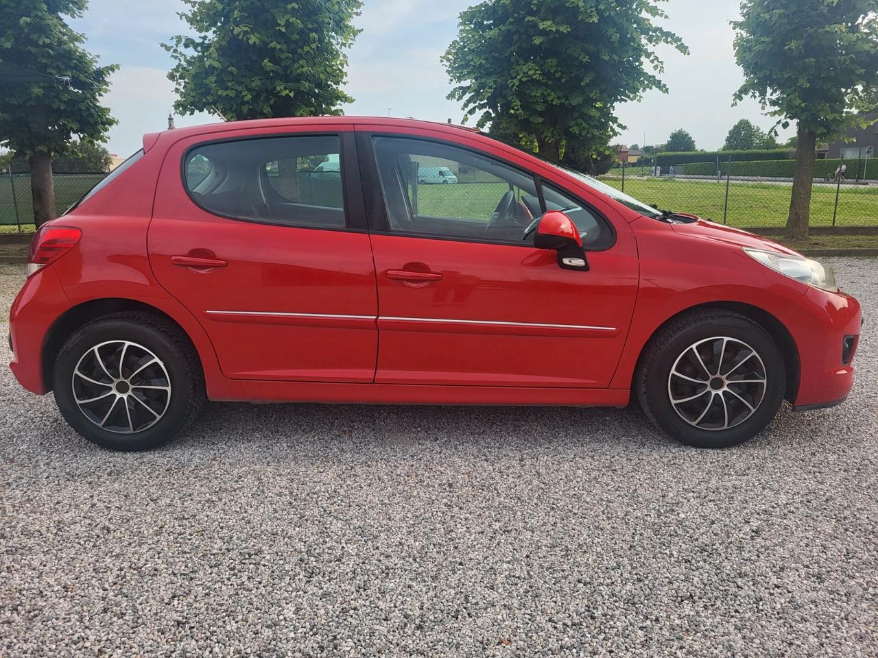 Peugeot 207 Plus 1.4 8V 75CV 5p. ECO GPL