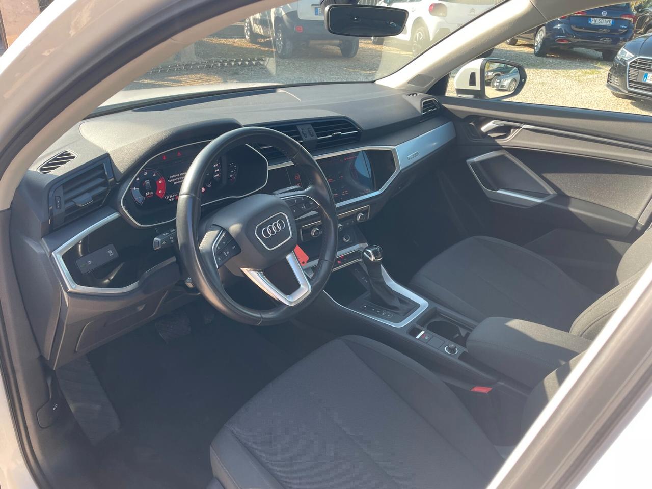 Audi Q3 35 TDI S tronic Business Advanced