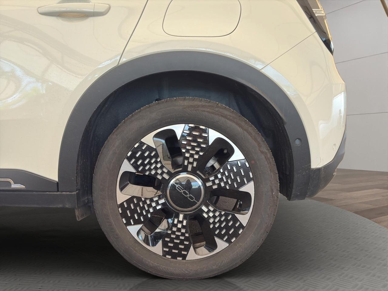 Fiat 600 Hybrid 100 CV DCT MHEV La Prima