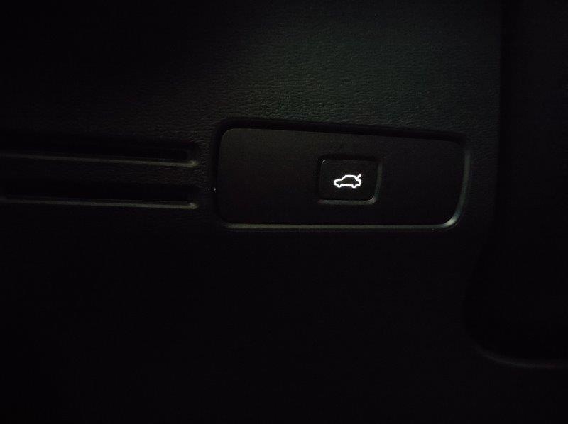 VOLVO XC40 (2017-->) - XC40 B3 automatico Core