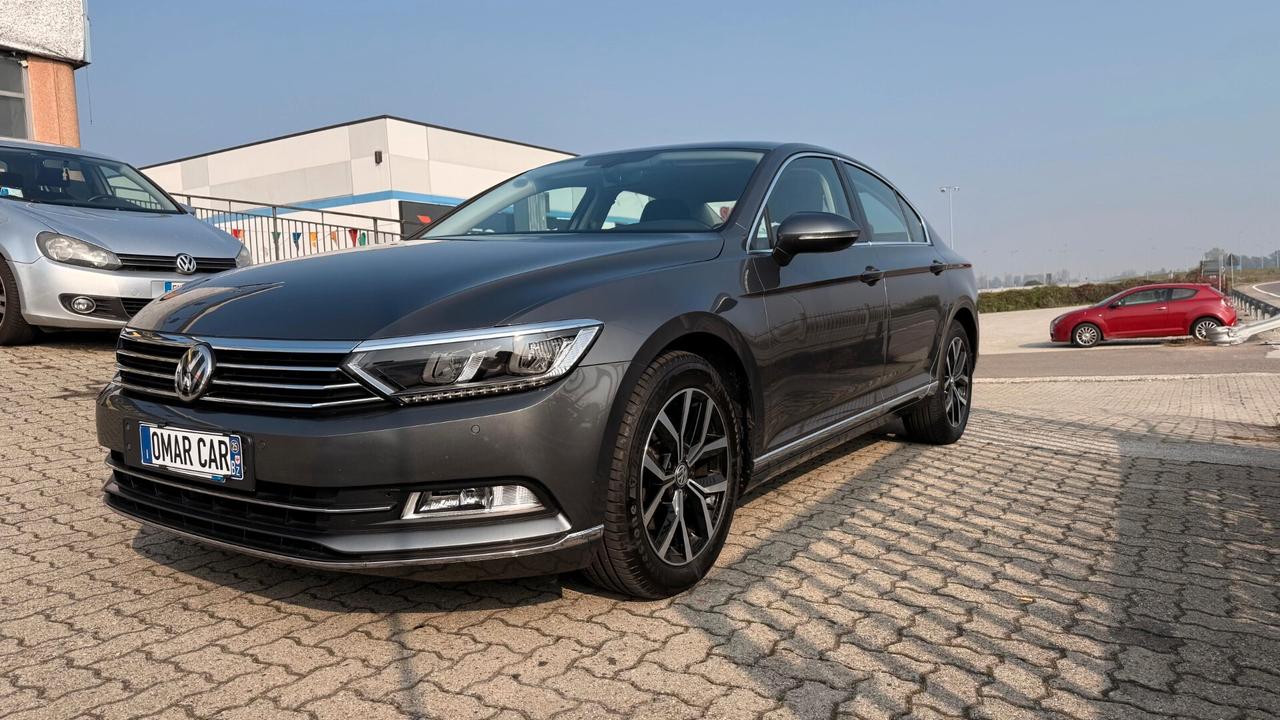 Volkswagen Passat 2.0 tdi scr dsg