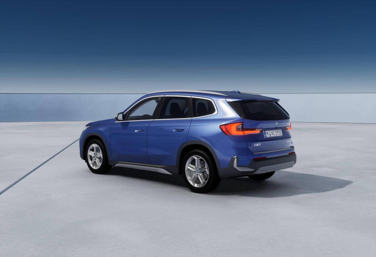 BMW X1 iX1 xDrive30 xLine