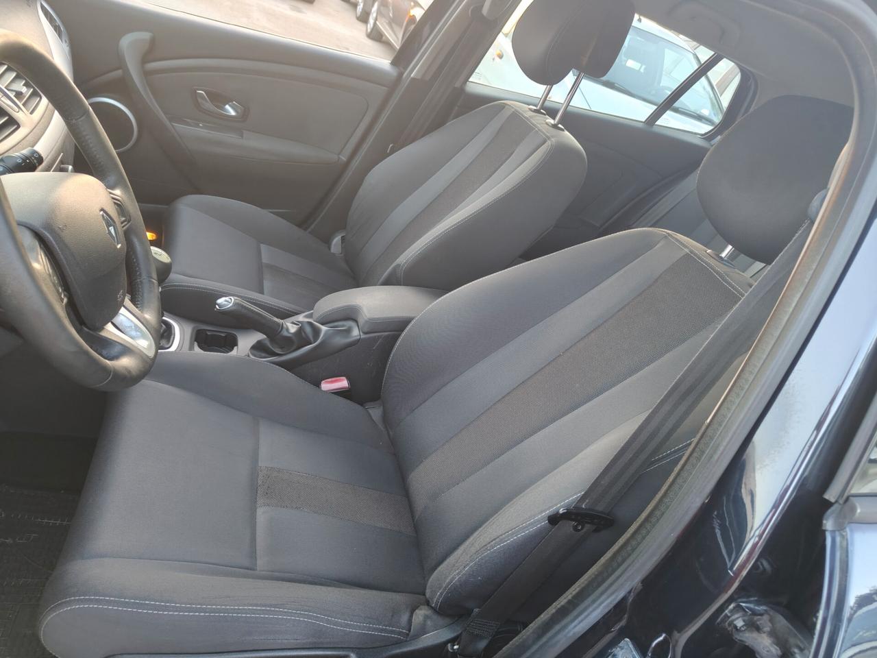 Renault Mégane 1.5 dCi 110CV SporTour 140.000km