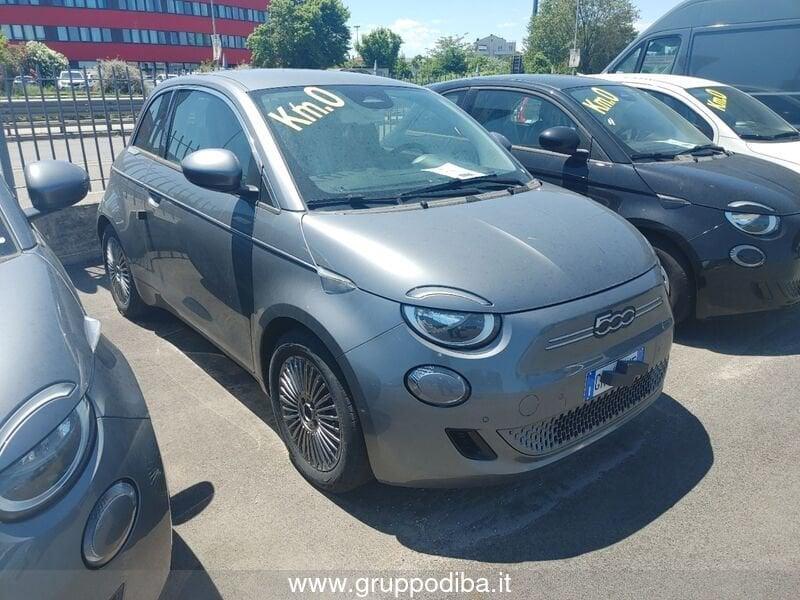 FIAT 500 BEV HATCHBACK M Nuova Hatchback My23 La Nuova - 320 Berlin