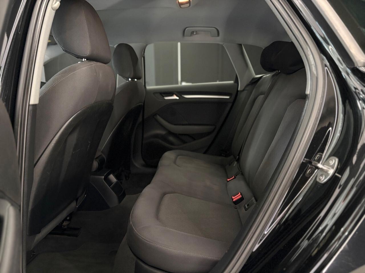 Audi A3 1.6 TDI 116 CV S tronic Business