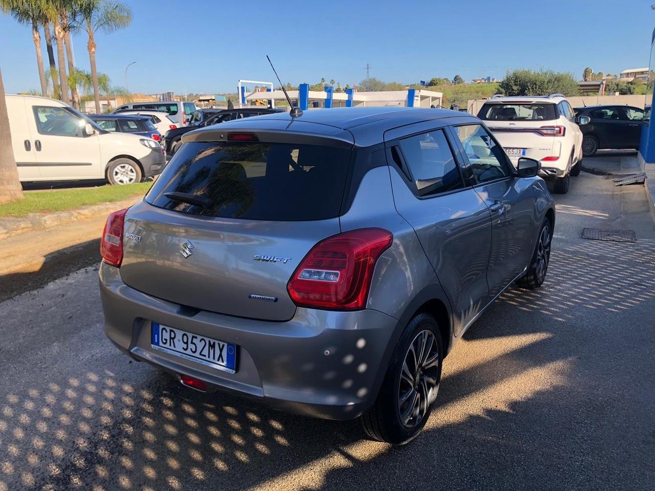 Suzuki Swift 1.2 Hybrid Top