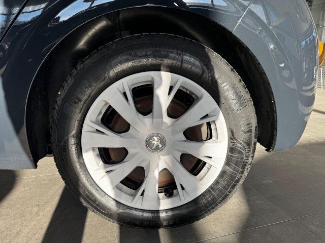 PEUGEOT 208 82CV 5 porte Allure