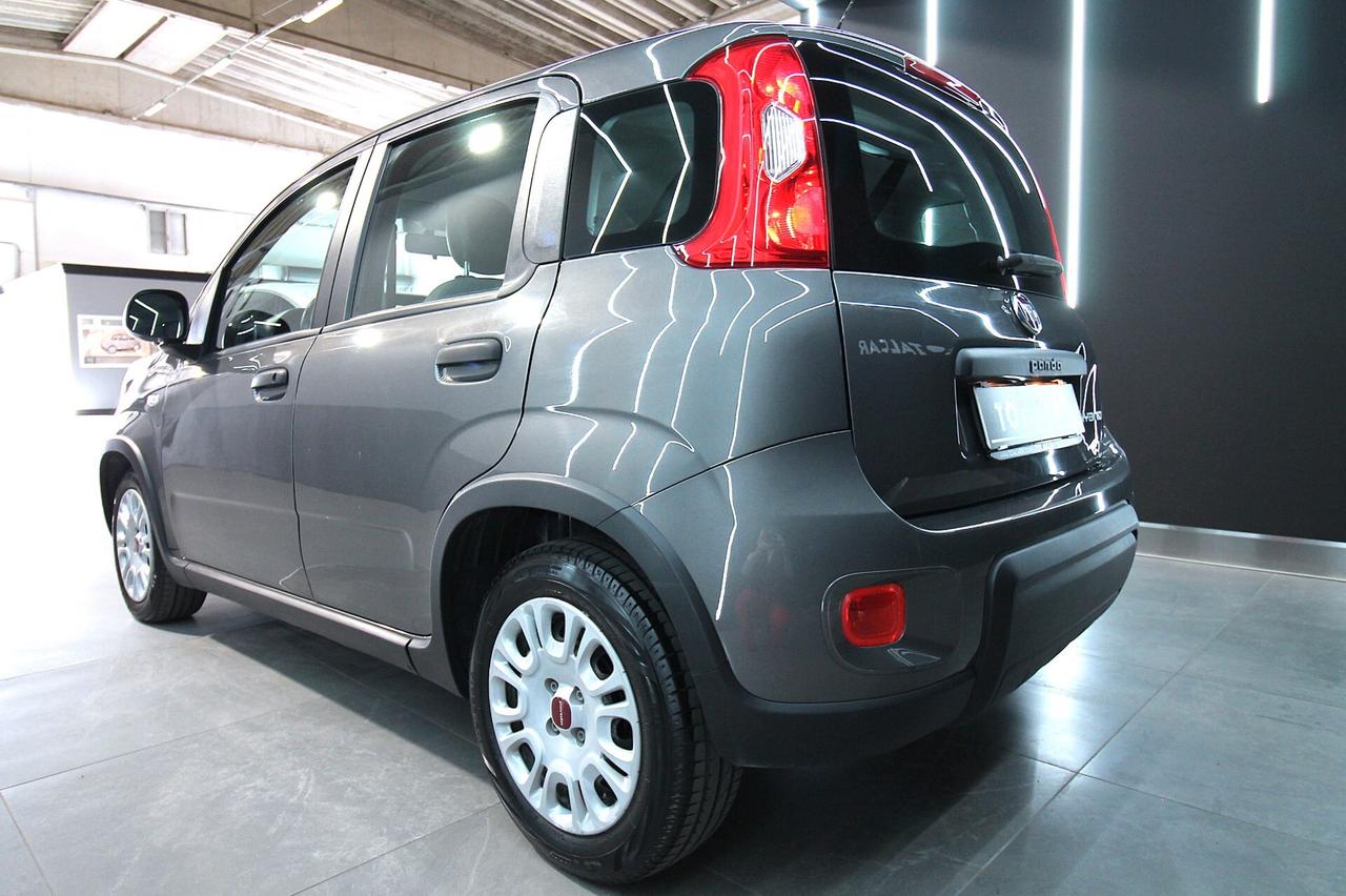 FIAT PANDA 1.0 70 CV HYBRID