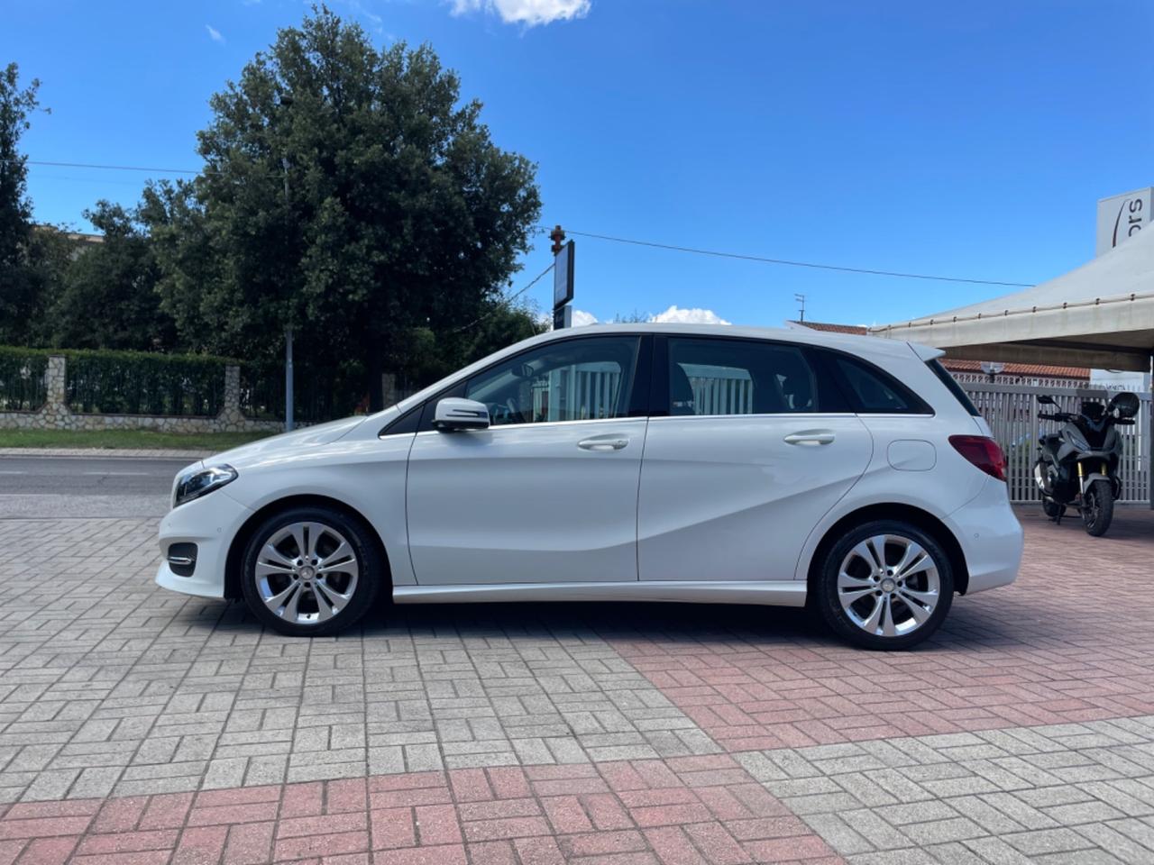 Mercedes-benz B 180 d Automatic Executive