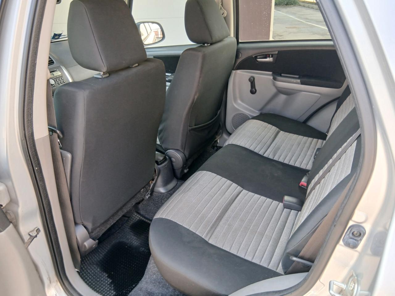 Suzuki SX4 1.6 16V Outdoor Line GLX con impianto GPL