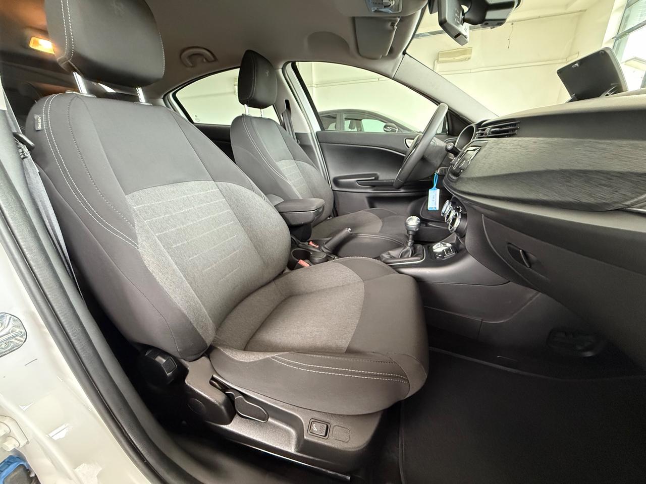 Alfa Romeo Giulietta 1.6 JTDm 120 CV