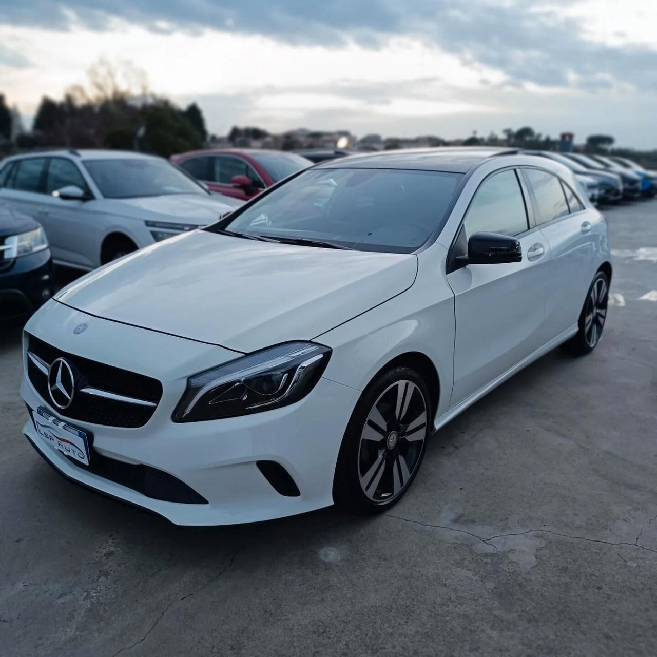 Mercedes-benz A 160 d Sport NIGHTPACK TETTO APRIBILE