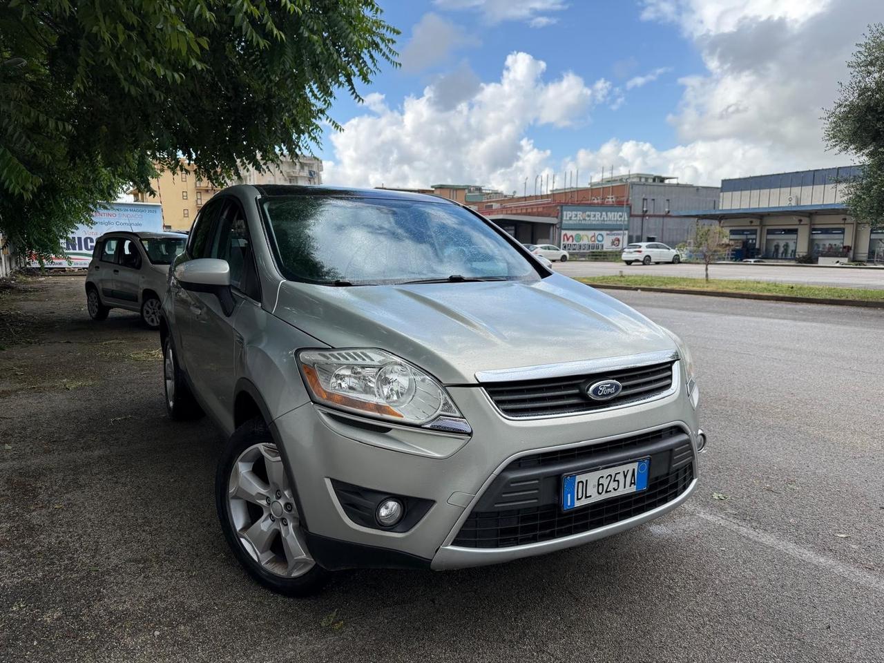 Ford Kuga 2.0 TDCi 136 CV Titanium in ottime condizioni