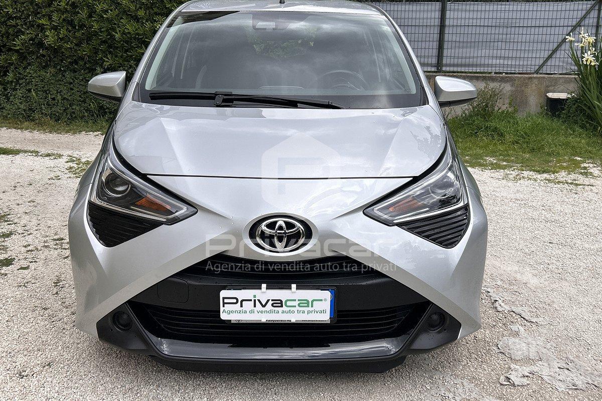 TOYOTA Aygo Connect 1.0 VVT-i 72 CV 5 porte x-fun